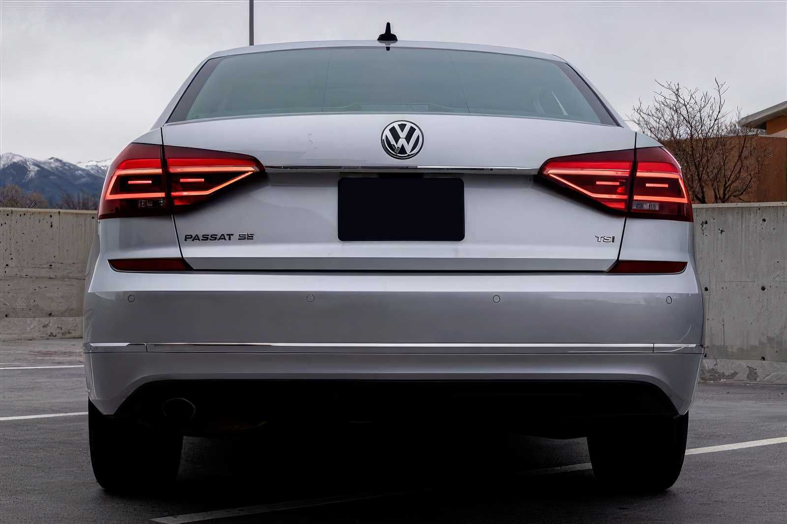 2018 Volkswagen Passat SE