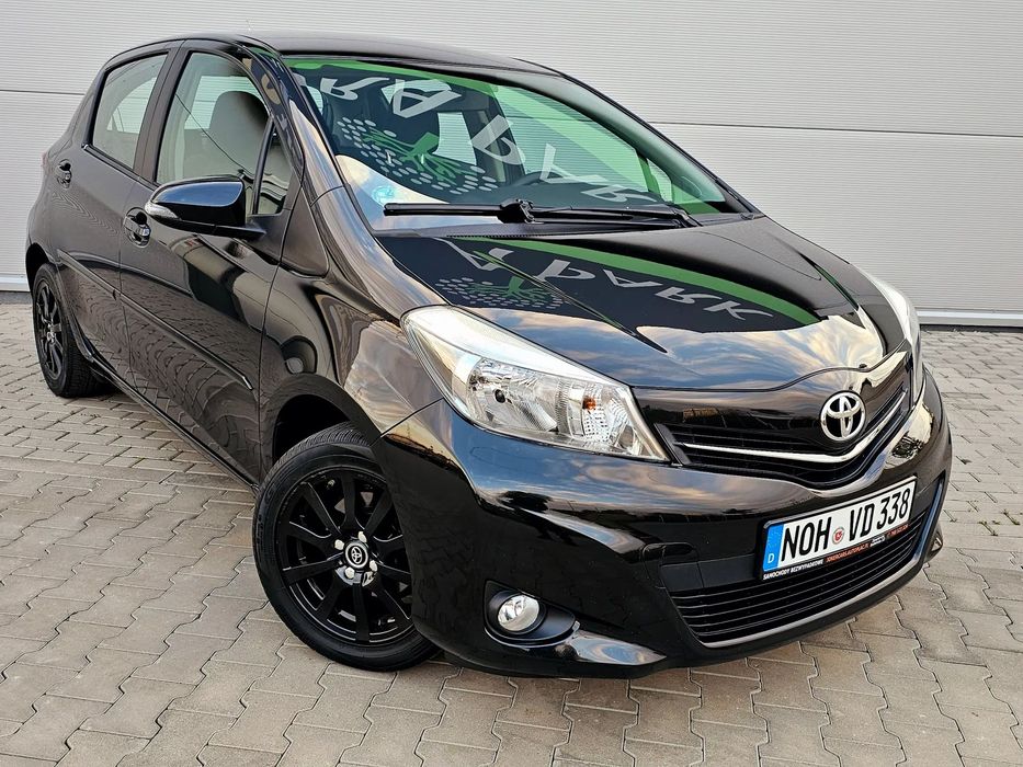 Toyota Yaris SUPER STAN! Z Niemiec! 1.3 VVT-i!Oryg.Lakier/Przebieg! Kamera^Navi^Alu