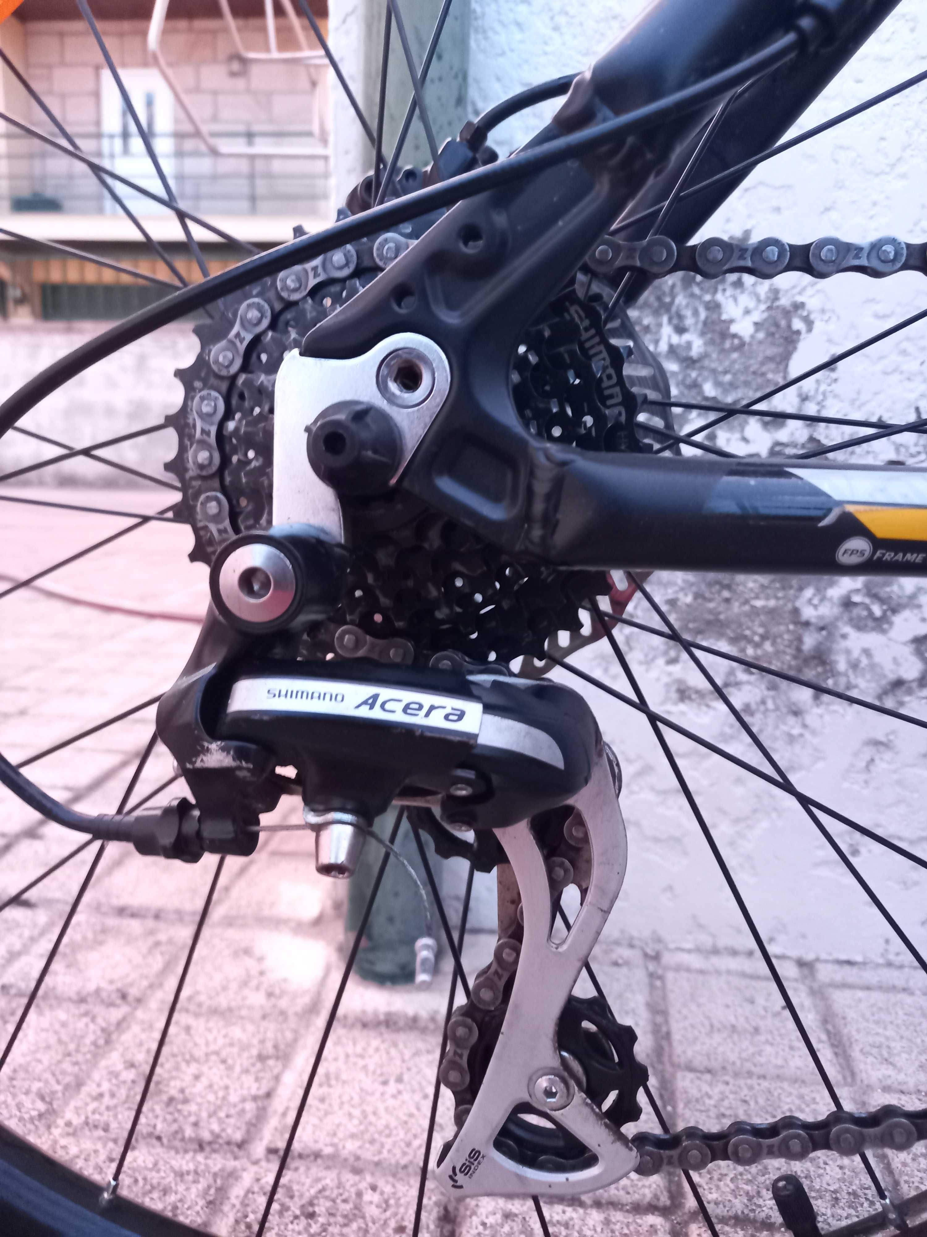 Duas bicicletas BTT BERG para venda