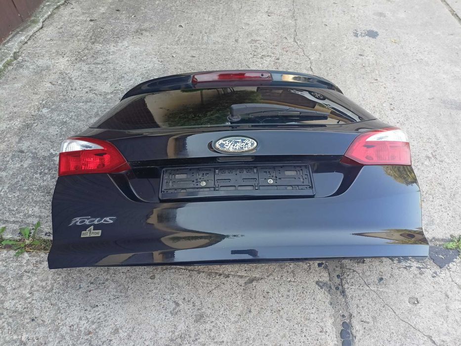 Ford Focus mk3 klapa bagażnika kombi kod F,B