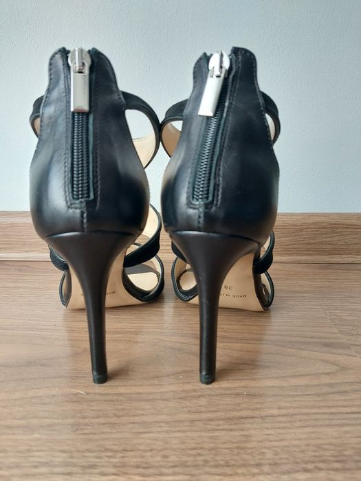 Czarne, skórzane szpilki Prima Moda r.38