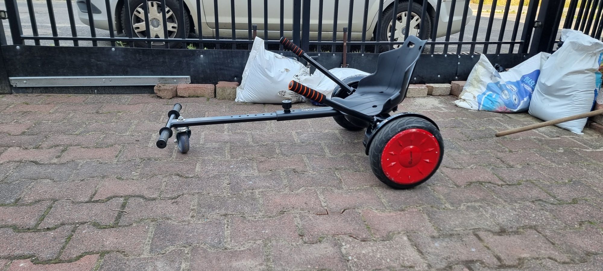 Hoverboard gokart elektryczny z nakladka 10cali Skymaster