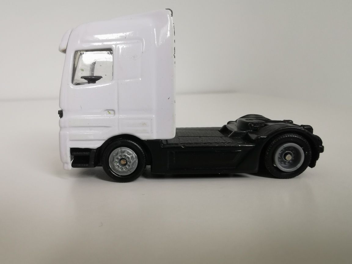 Adtruck Model Resorak Ciężarówka Mercedes-Benz Actros MP1 1/87