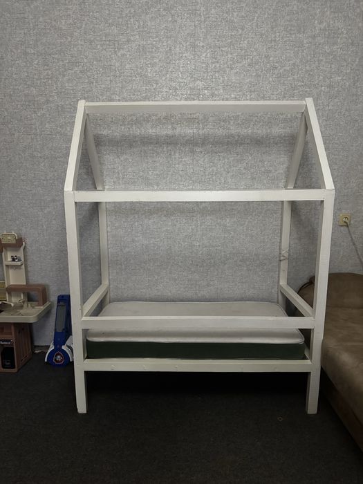 Дитяче ліжко з ортопедичним матрасом