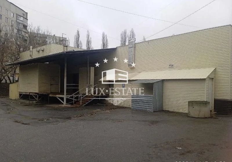 Продажа торговых помещений от 1500 м2, Харьков