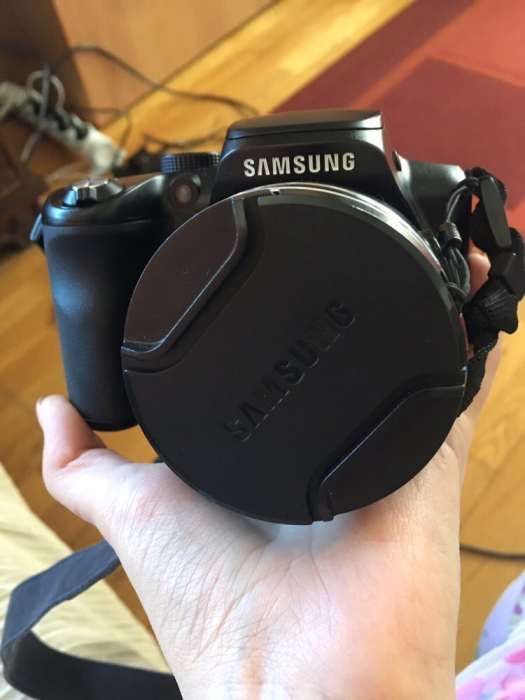 Samsung WB2100 - 16.3MP - 35x Optical Zoom