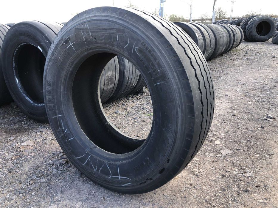 385/55R22.5 Opona PIRELLI ST01 Naczepowa 01