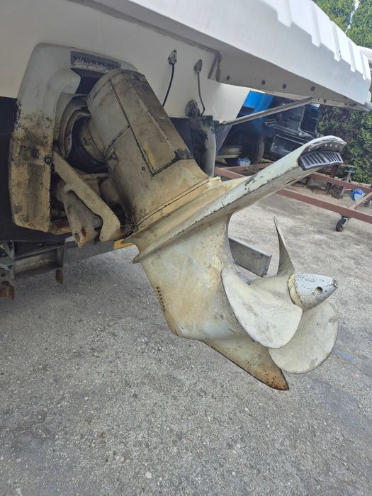 Napęd Z VOLVO PENTA 290 w dobrym stanie