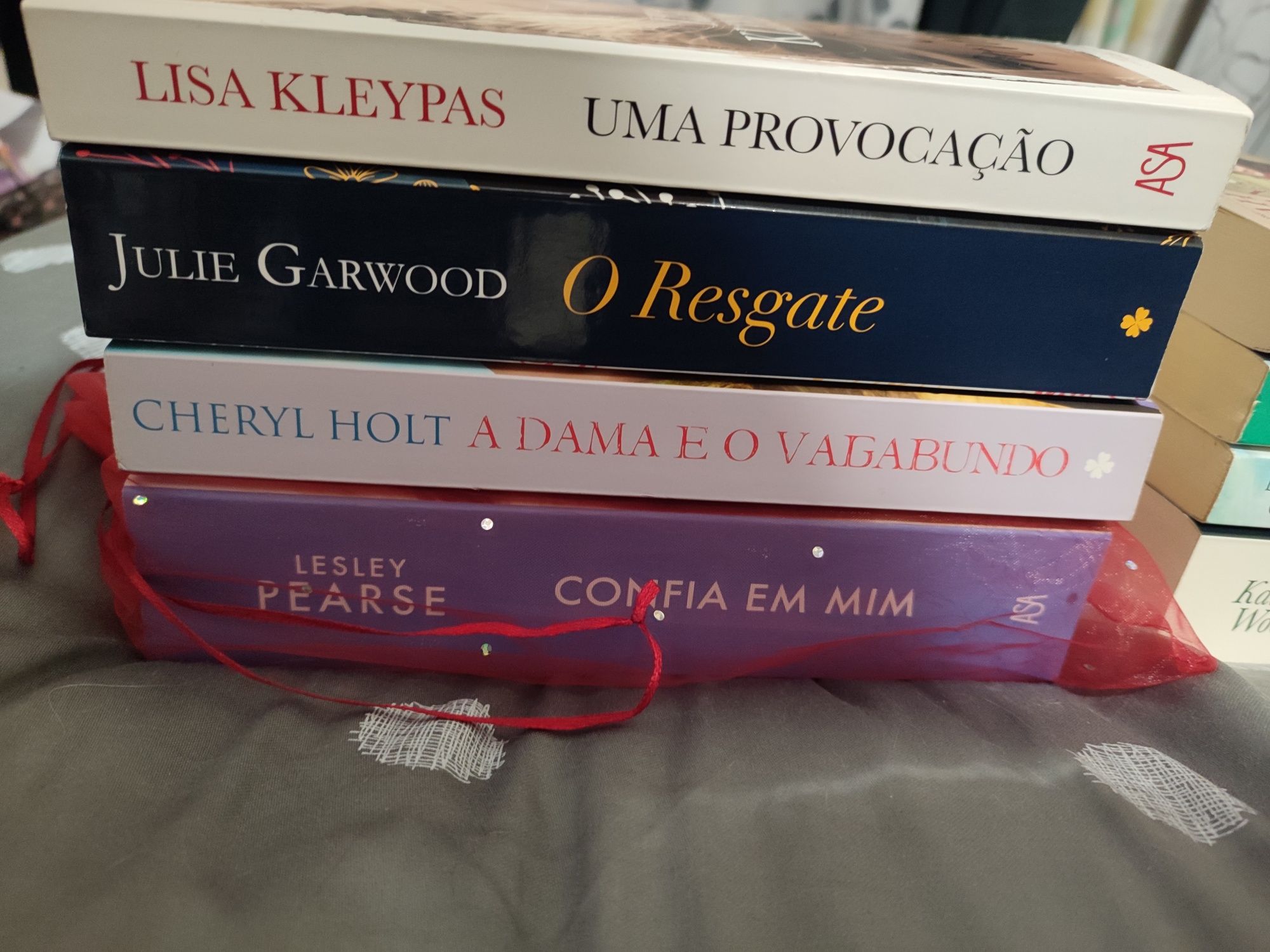 Livros romance época diversos