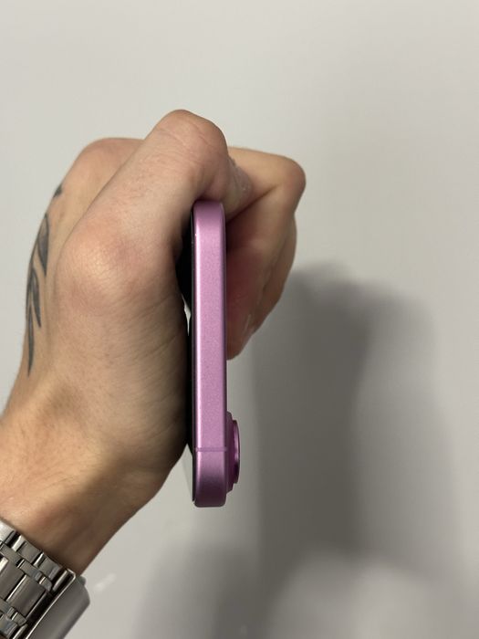 Вживаний Apple iPhone 16 Plus ( PINK ) 128GB