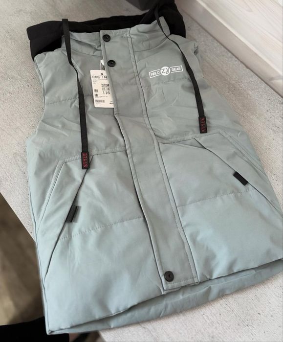 Продам дитячу желетку