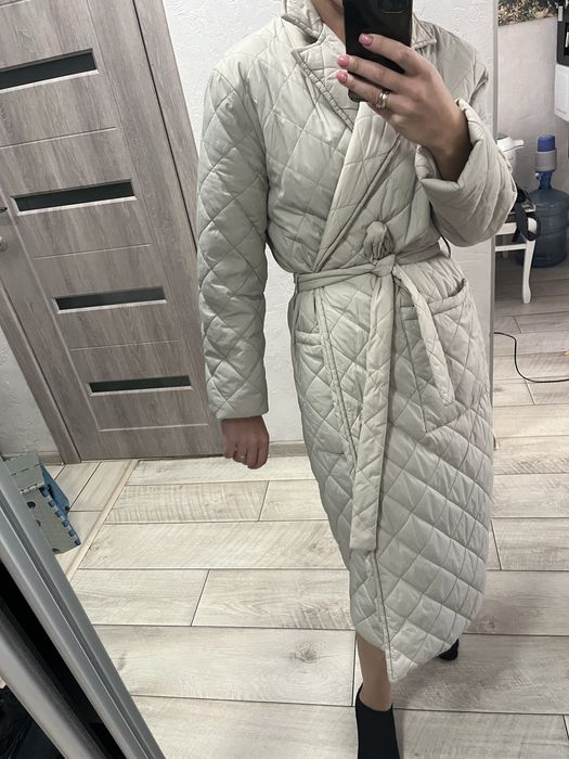 Стеганное пальто на запах
