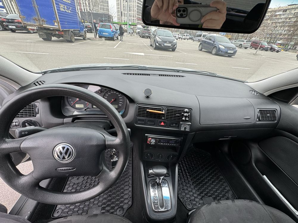 Volkswagen Golf 4