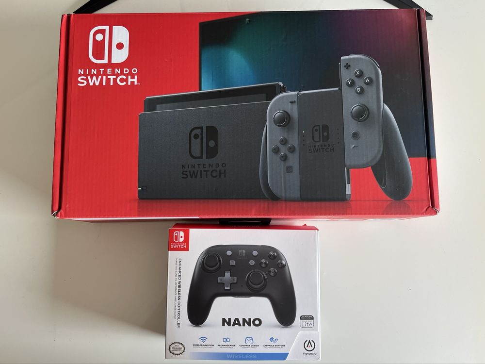 Nintendo Switch 1.1 (V2) Preta + Comando Wireless e Bolsa