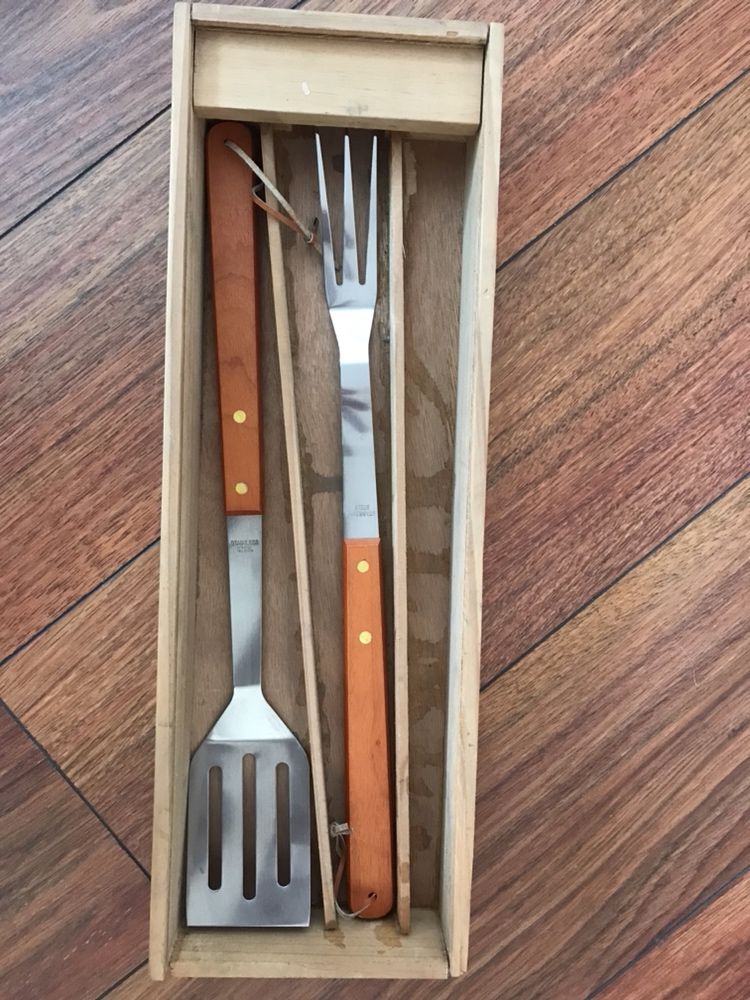 Conjunto de Utensílios Churrasco / Barbecue - (NOVO)