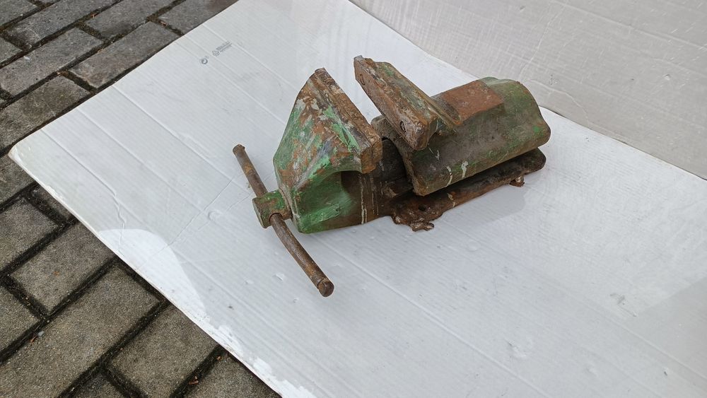 Stare Ślusarskie Imadło 150 Duże 25kg Żeliwne BZMPT Białystok Bison