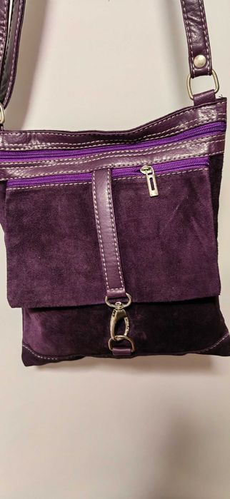 Torebka skórzana listonoszka .