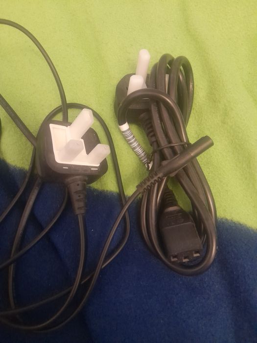 Dwa kable amerykańskie