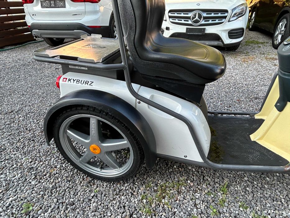 Kyburz DXP skuter pojazd elektryczny trójkołowy