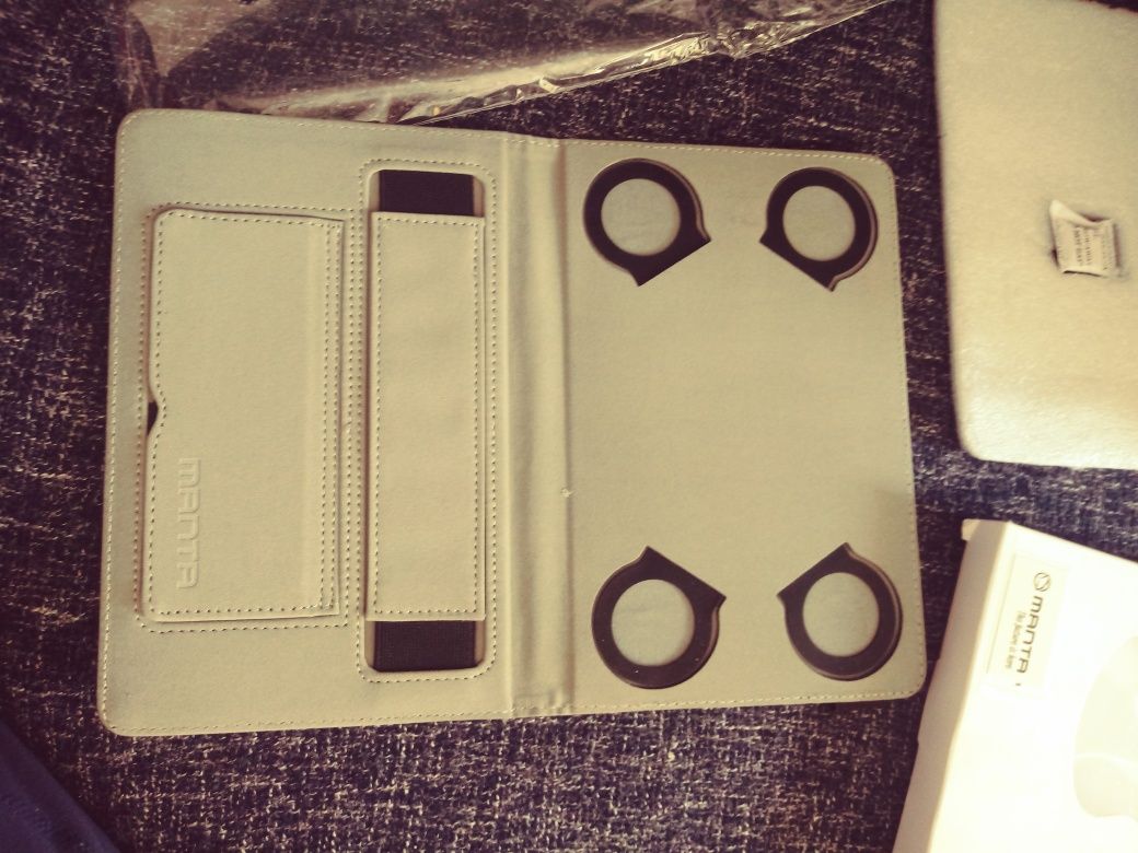 Etui / case 7 cali Manta - nowe