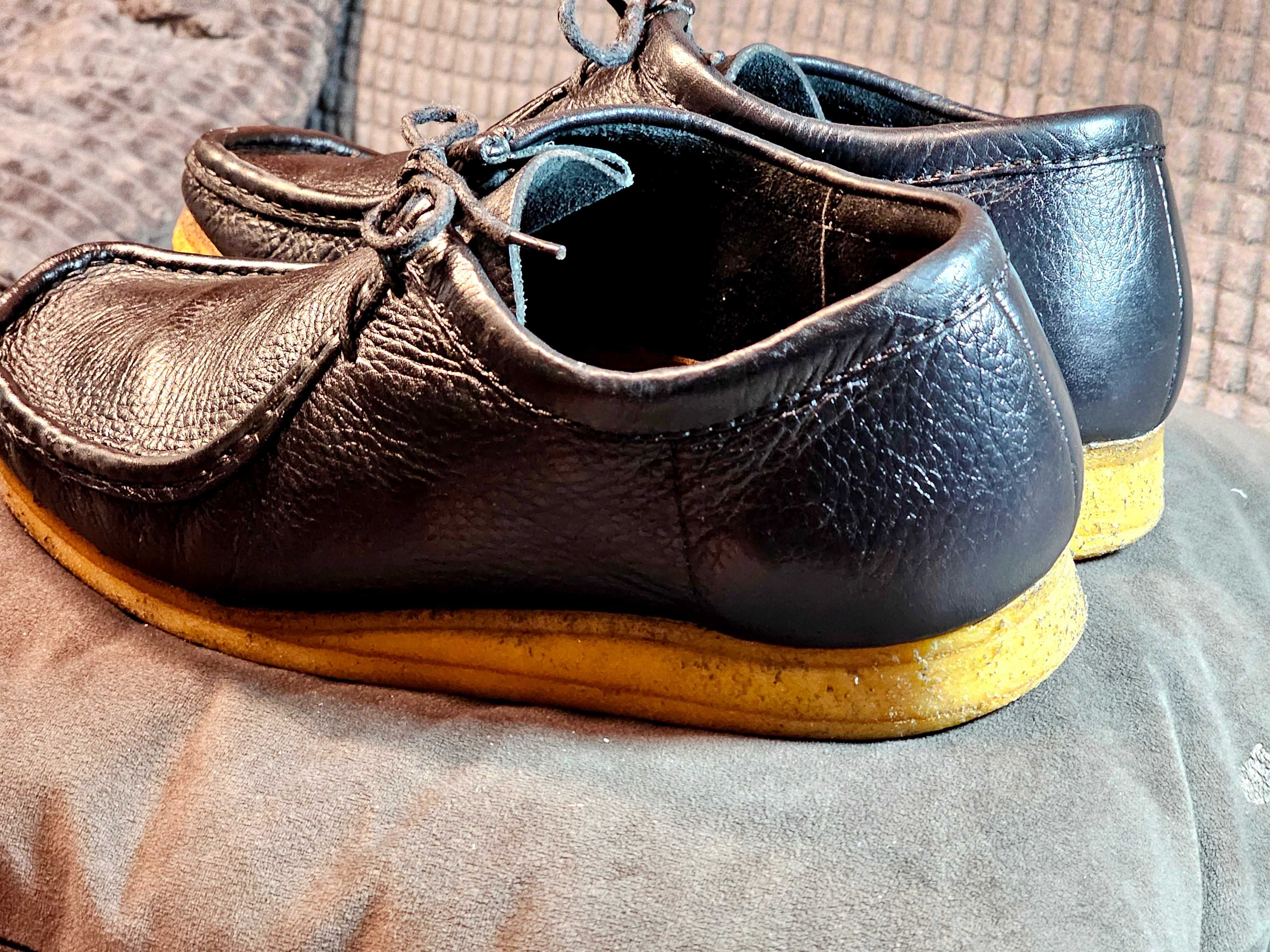 Продам кожаные оригинальные ботинки Clarks Wallabee 43р