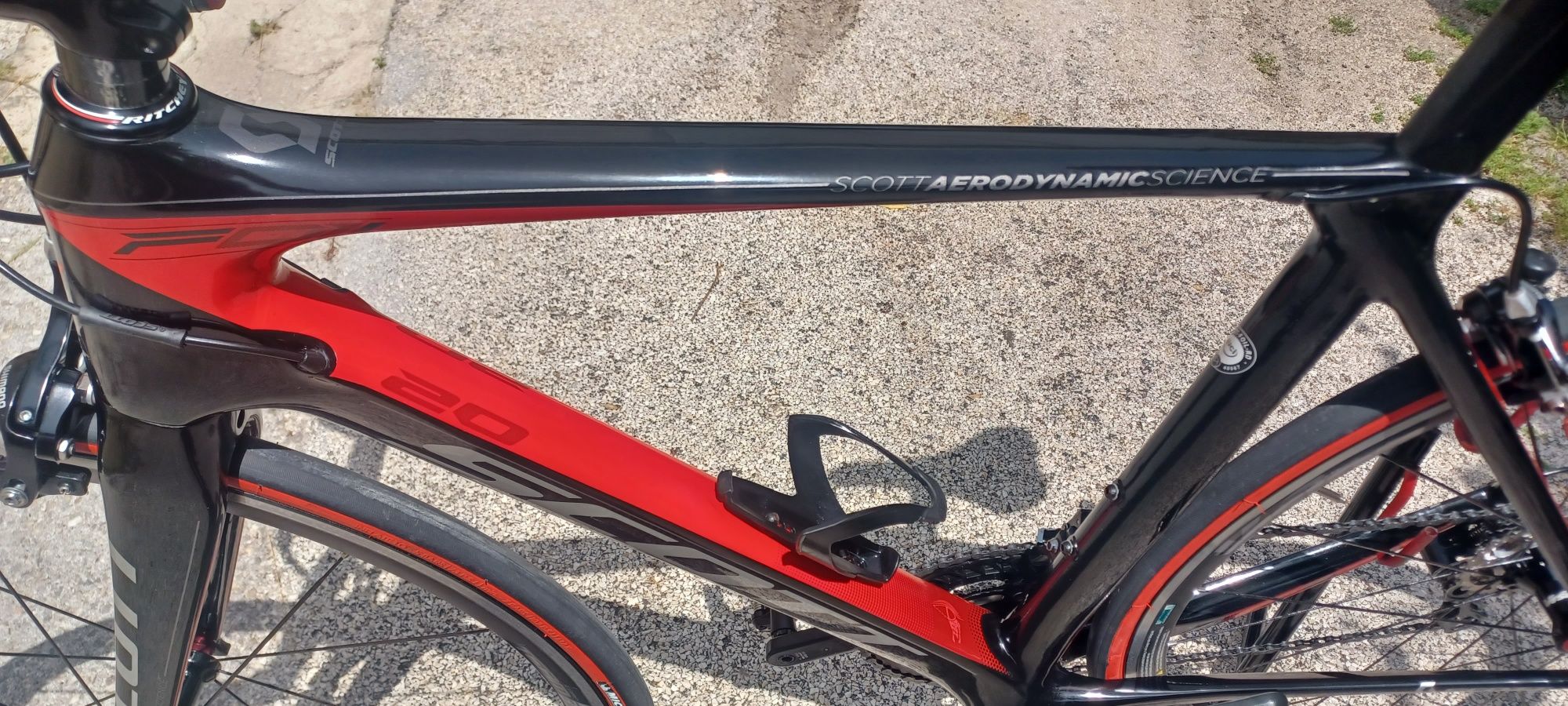 Bicicleta estrada Scott Foil 20 carbono