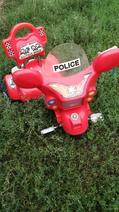 Sprzedam rowerek dziecięcy.