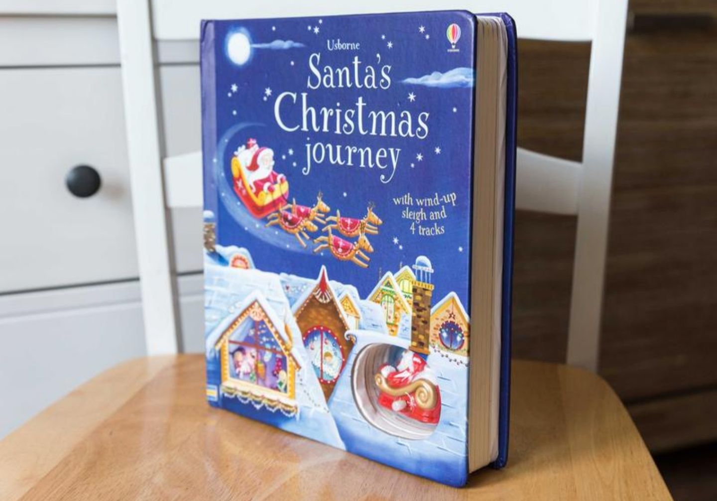 Книга з іграшкою Санта Usborne Santa's Christmas Journey