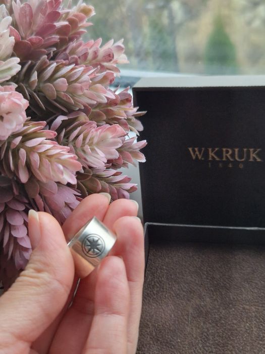 Sygnet pierscionek Freedom Wojciechowska w. Kruk srebro 925 Gwiazda