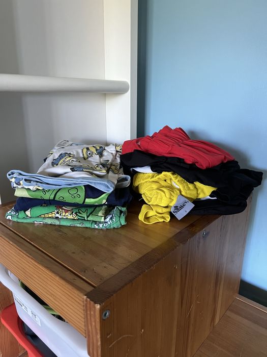 Lote de T-shirts (menino 8 anos)