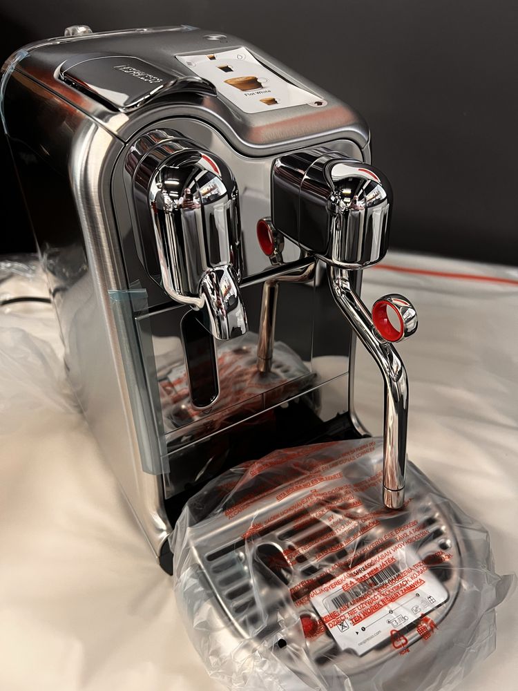 Nespresso creatista pro nova