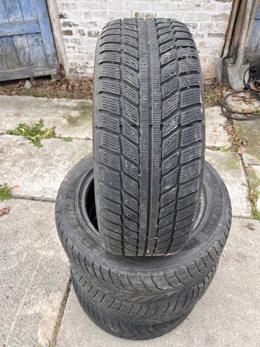 Продам резину 205/55/16