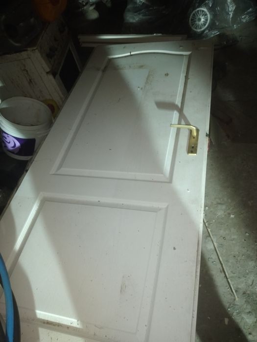 Двері міжкімнатні білі