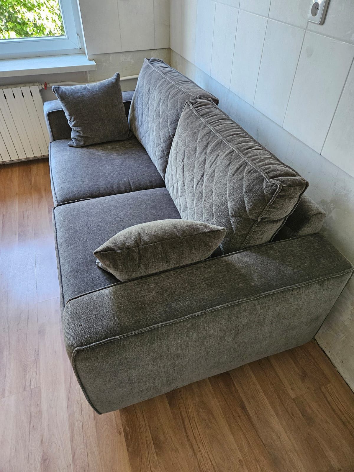 Nowa sofa bez funkcji spania