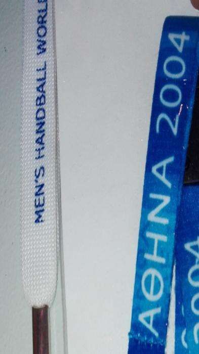 Colecção de fitas porta-chaves