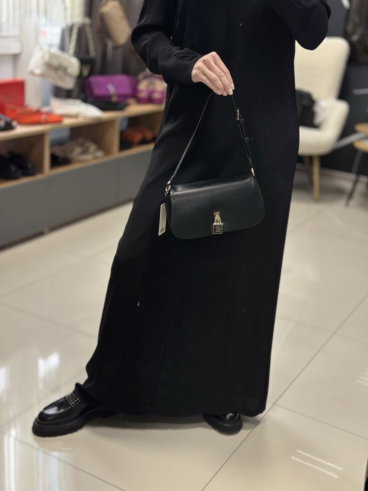 Furla сумка шкіряна у кольорах чорна, беж, сіра в наявності