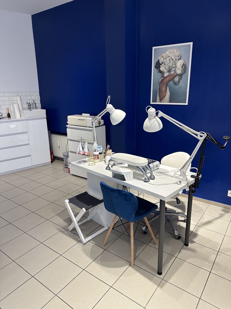 Odstąpie lokal pod salon urody