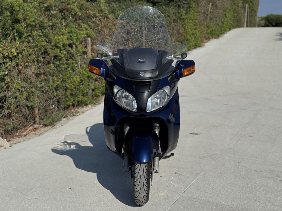 Suzuki Burgman 650 / 2003 / Original