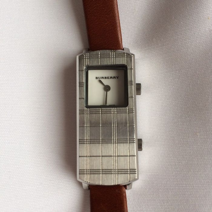 Женские часы Burberry Швейцария оригинал