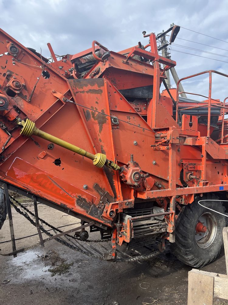 Комбайн картоплезбиральний Grimme SL750