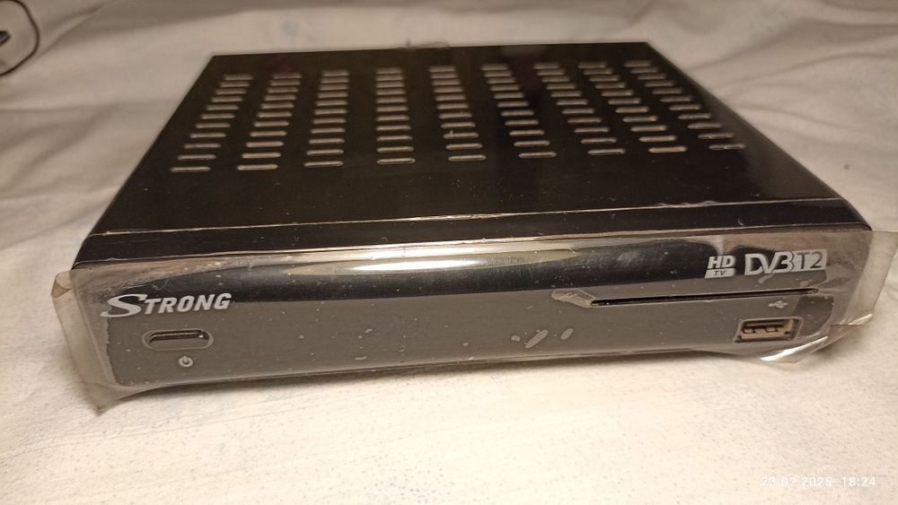 Тюнер Т2 strong 8502 с выходом HDMI