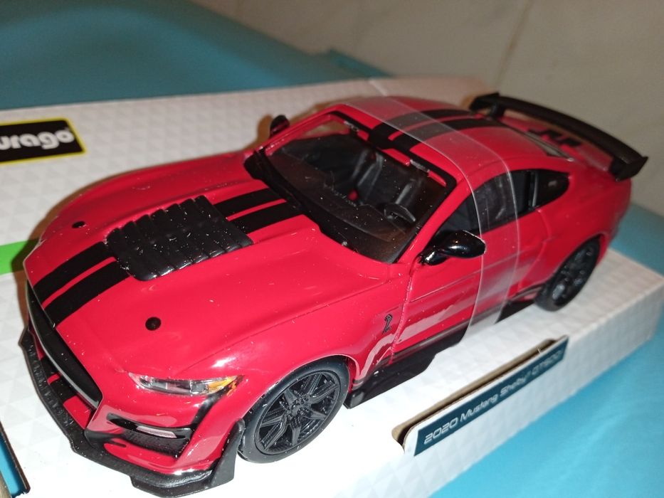 Mustang Shelby Gt500 Burago 1:32