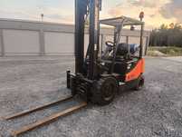 Wózek widłowy Doosan G25E-PRO stan idealny