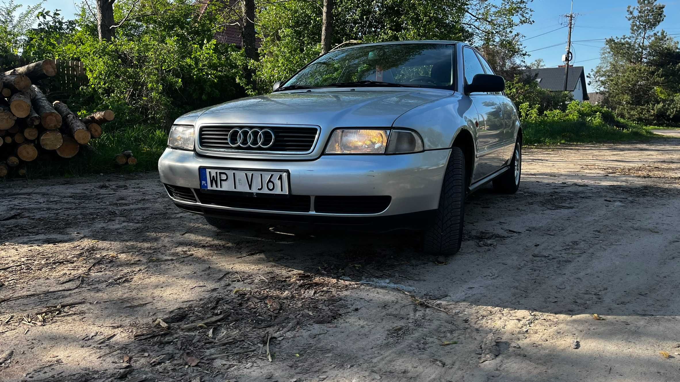 Audi A4 B5 1.8 Ben+Gaz 1996r. Aut.