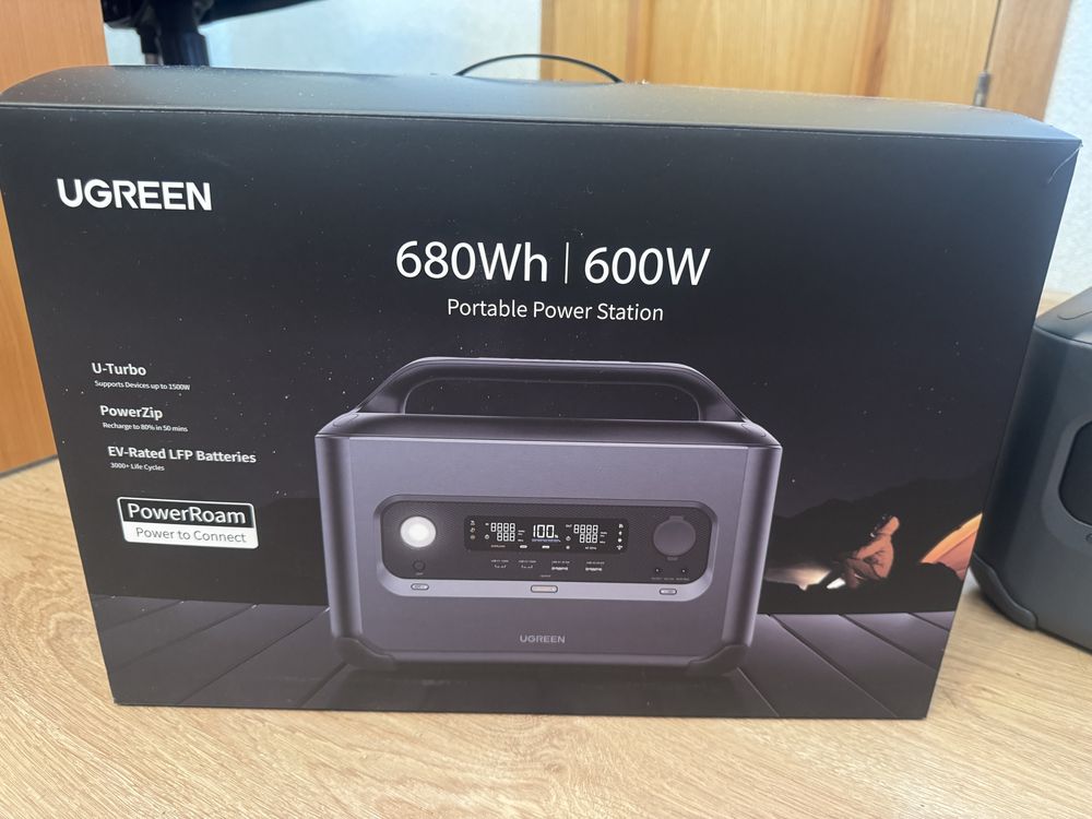 Зарядна станція UGREEN Power Roam 600