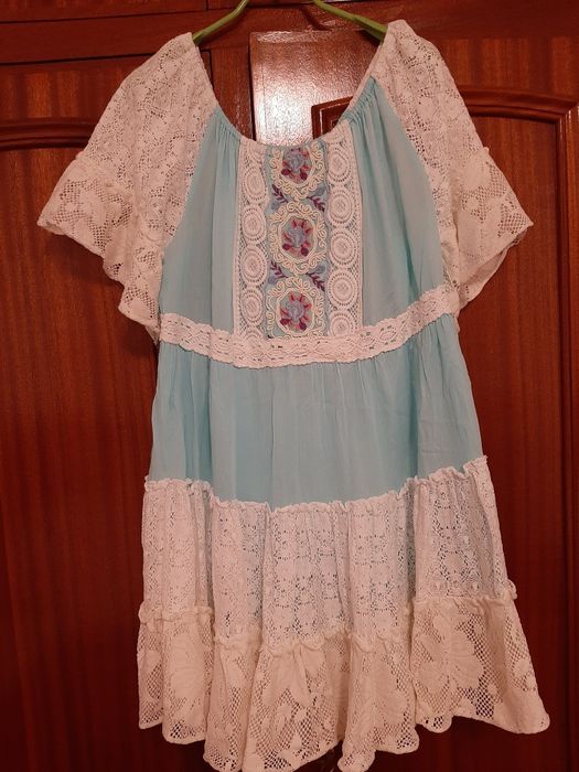 Túnica/vestido em algodão e renda