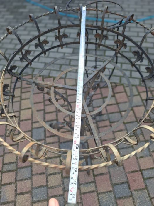 Kuty duży Stojak na kwiaty + mniejszy