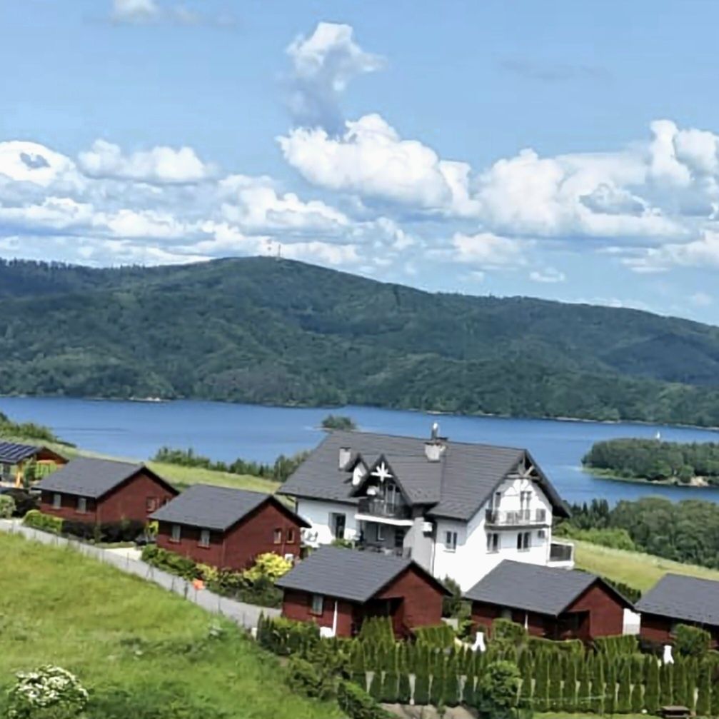 Domki i pokoje/Solina - Polańczyk-nad JezioremSolińskim-punkt widok