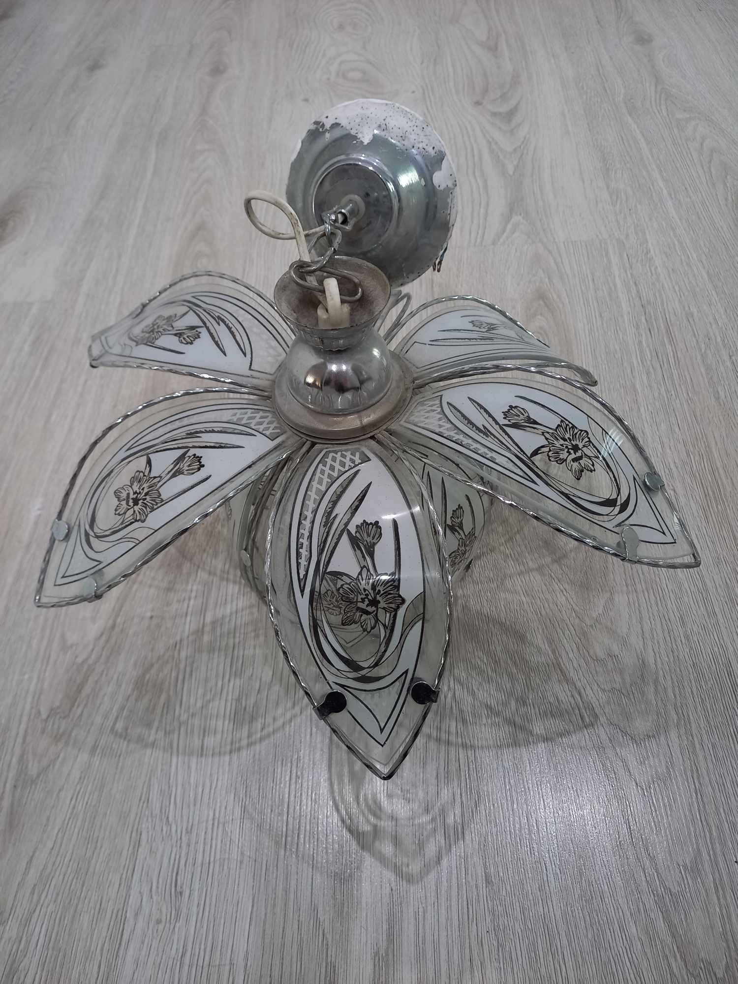 Wisząca lampa sufitowa