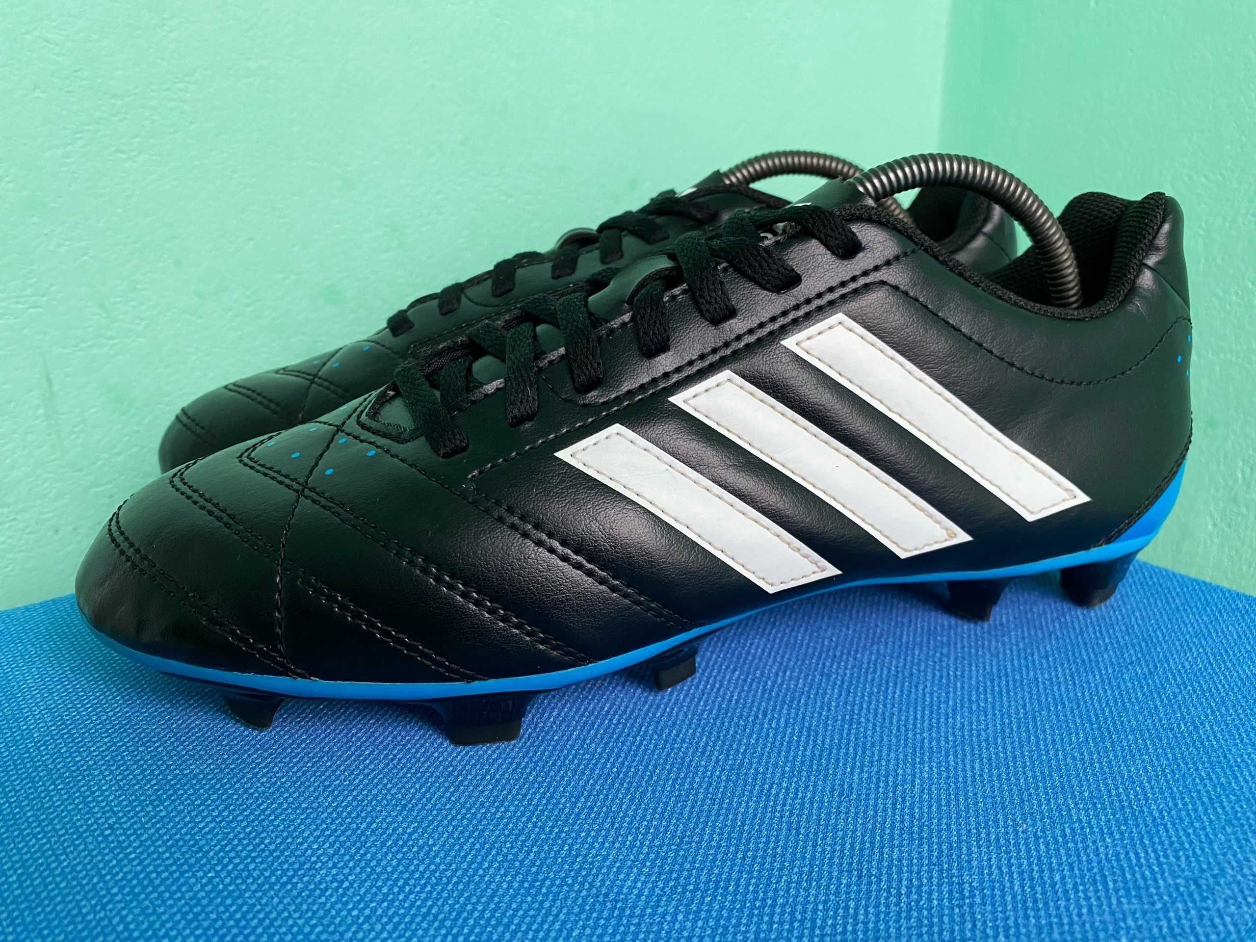 Копочки Adidas Goletto V